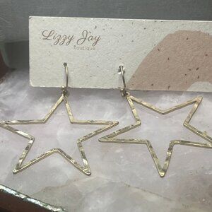 Star Of The Show Earrings